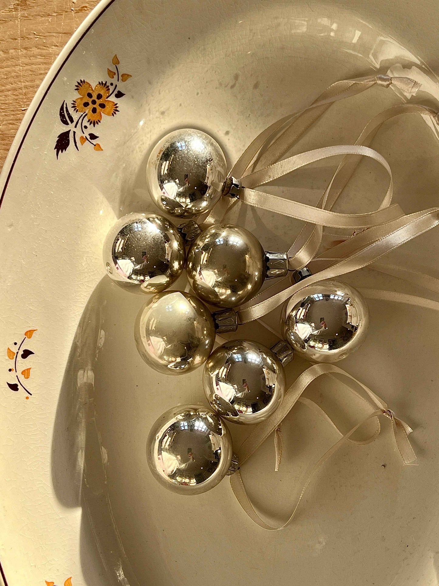 Franske vintage julekugler i sølv – Ø5 cm