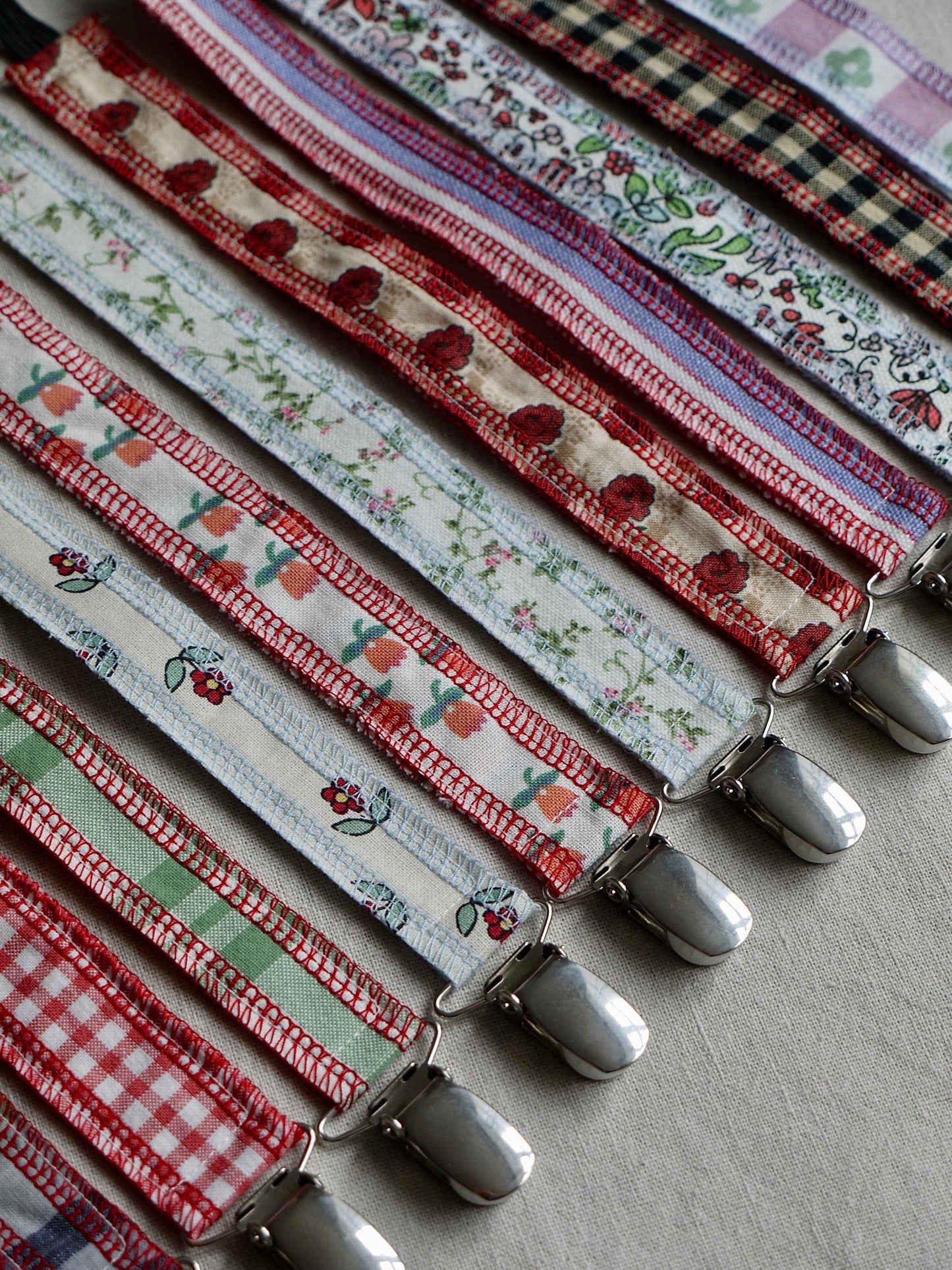 SUTTI BADUTTI – håndlavet suttesnor i vintage stof