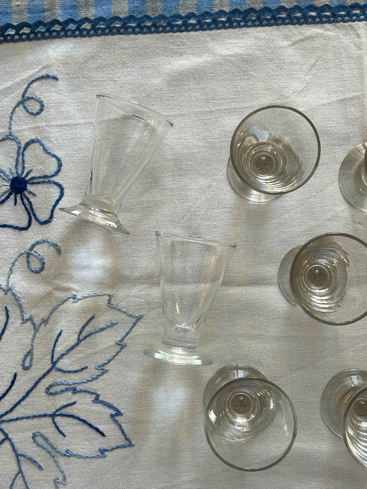 Mundblæste snapseglas (9 stk)