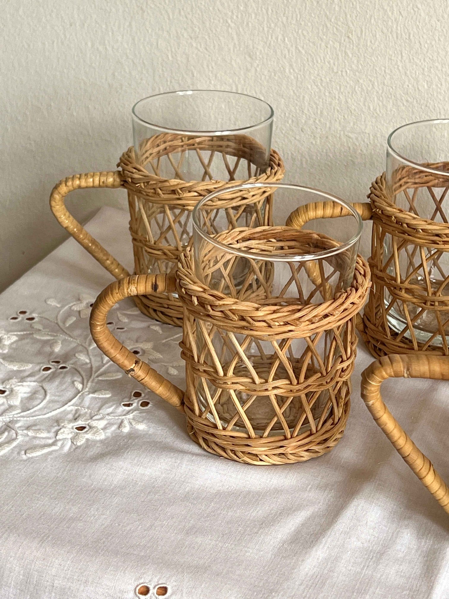 Franske glas i flet med hank