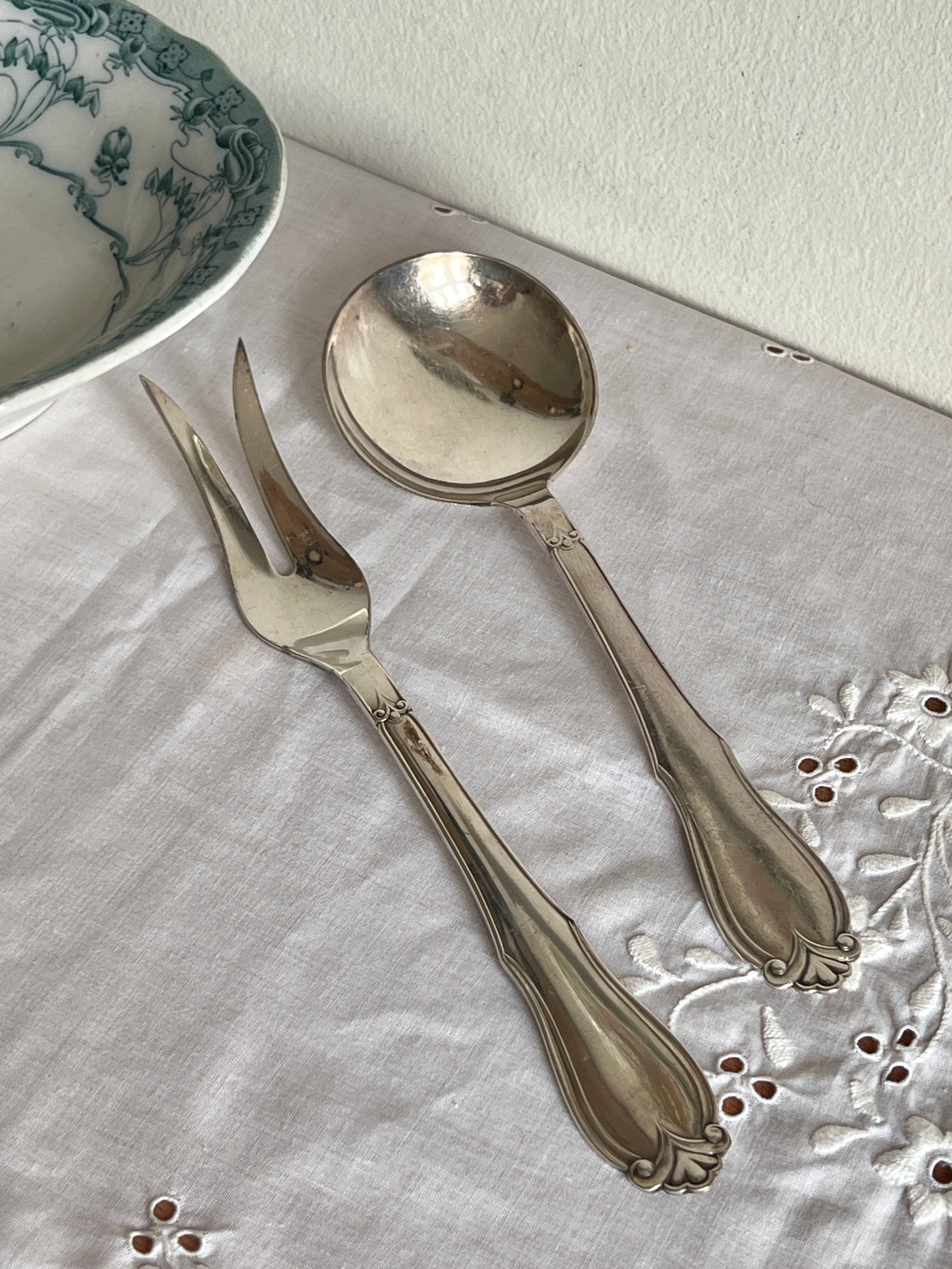 Sølvartikler, stål & bestik - Faux Pas