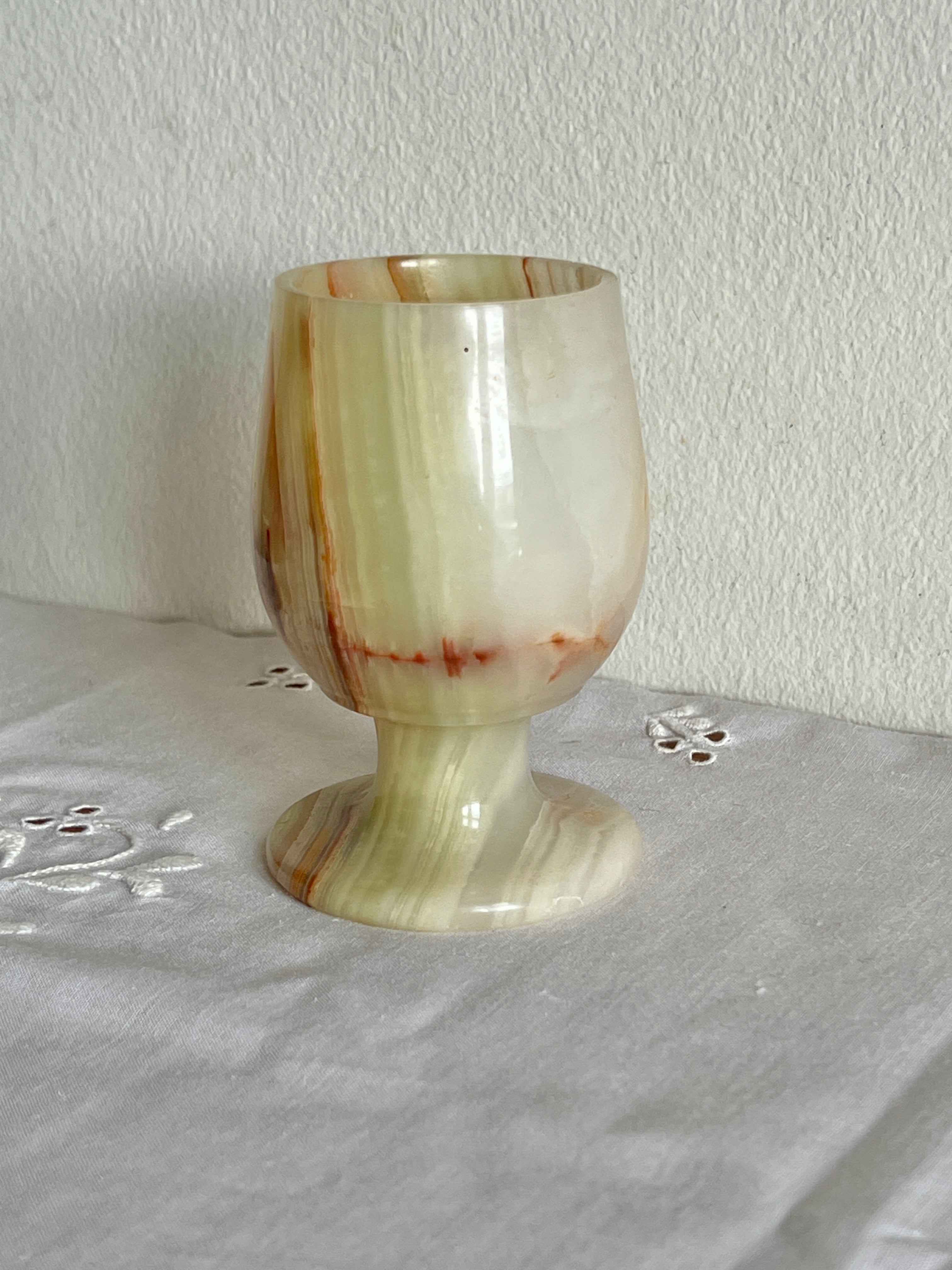 Marmorkrus eller vase