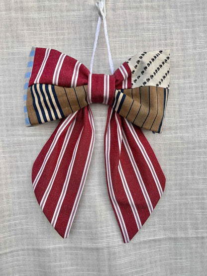 BUBBI BOW - sløjfe i vintage tekstil - tilføj navn eller motiv