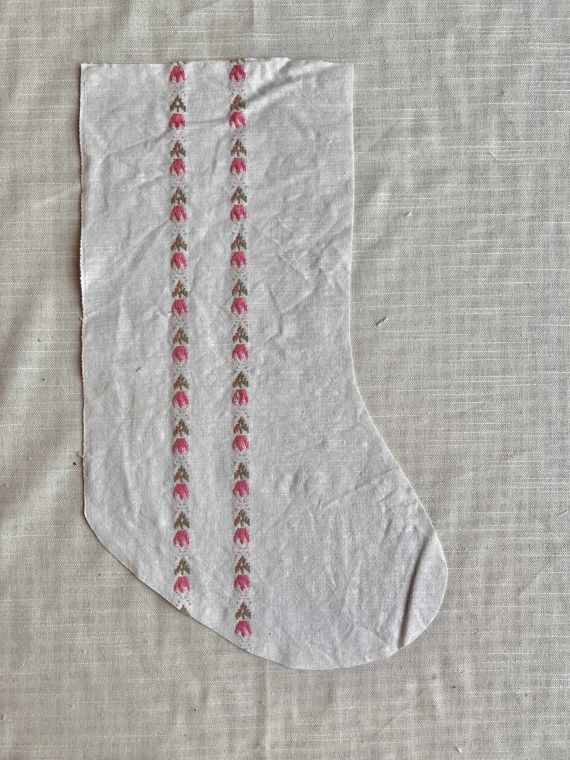 Made to order julesok i vintage tekstil - tilføj navn og motiv