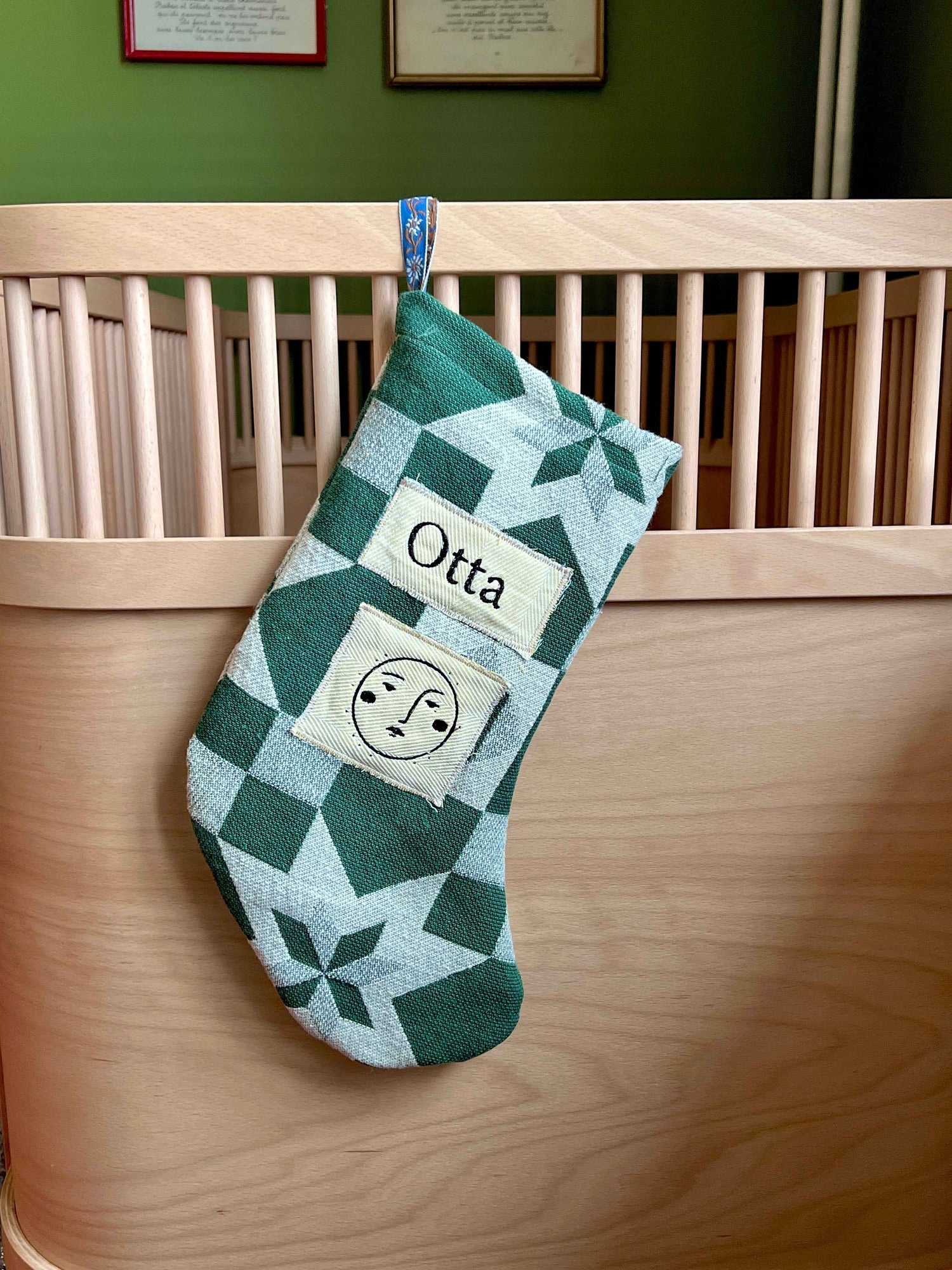 Made to order julesok i dobbeltvævet grønt vintage tekstil - tilføj navn og motiv