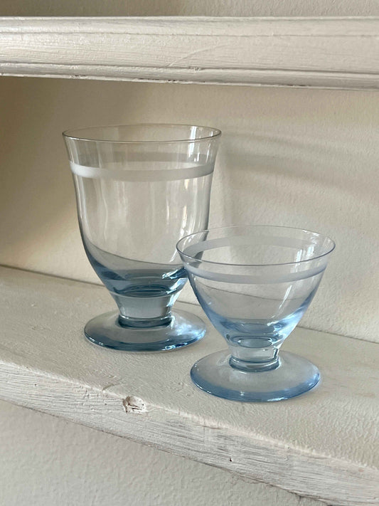 Vintage glas i lysblå glas med mat stribe (sæt a 2)