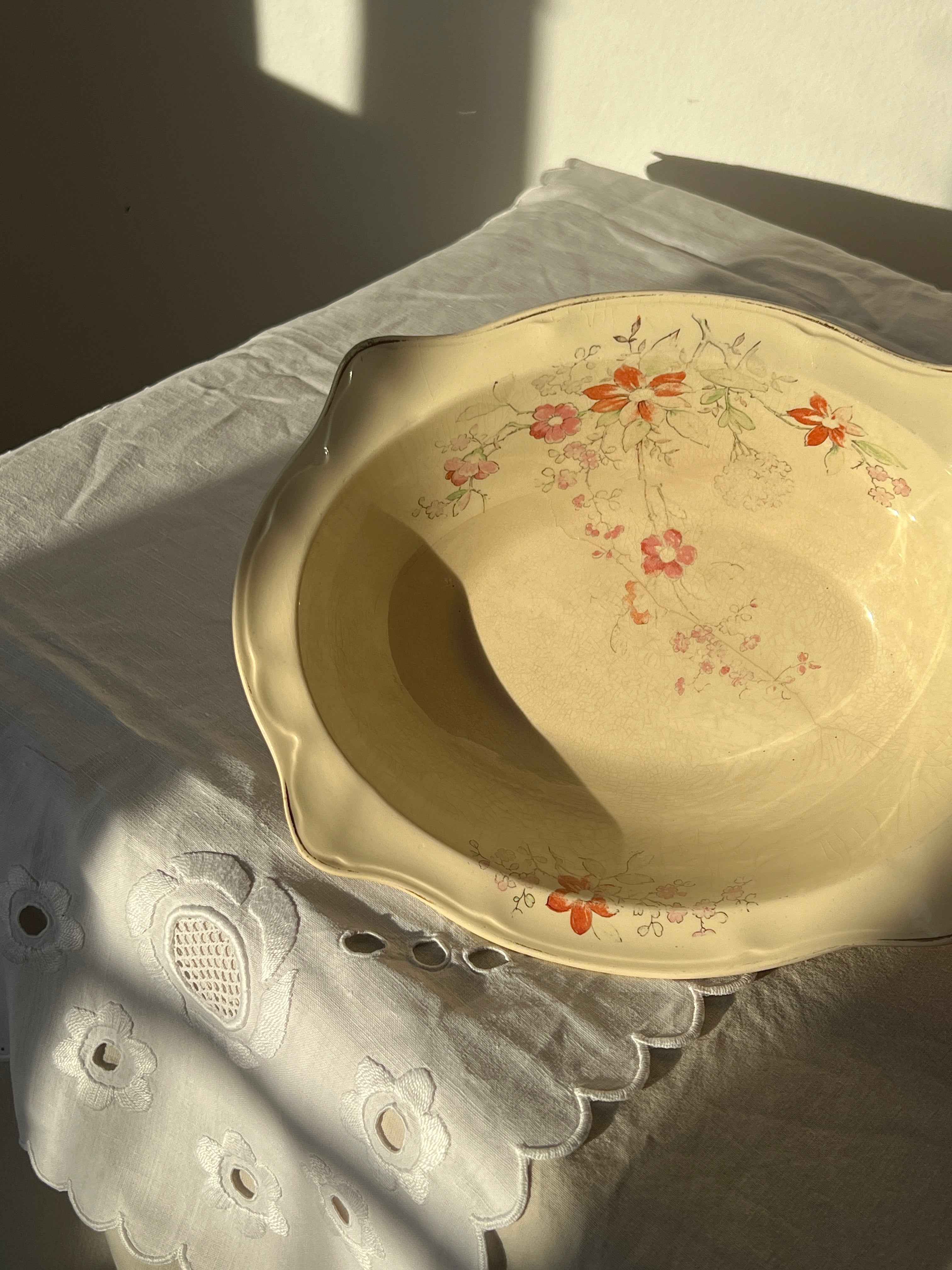 Vintage Johnson & Bros Victorian serveringsskål med håndmalede blomster
