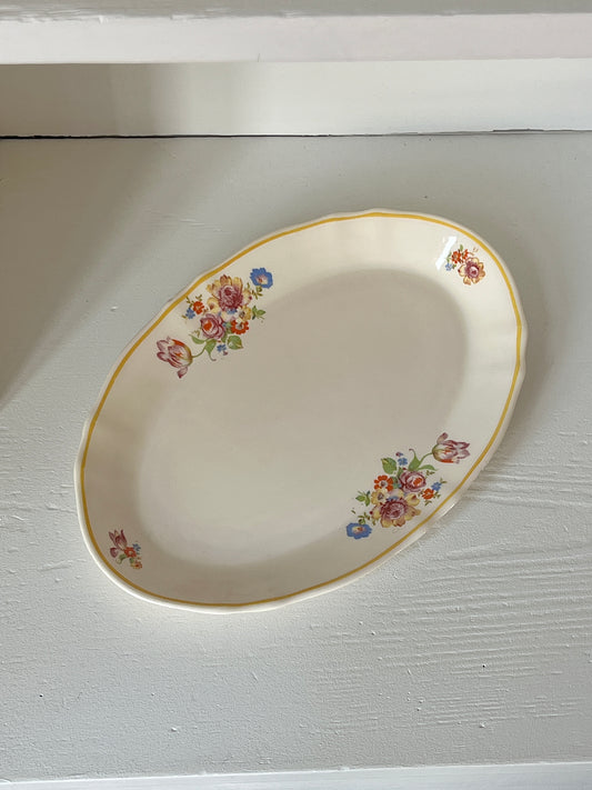 Porcelain dish