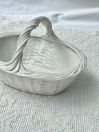 Italiensk porcelænskurv med hank, L26 B20 H16