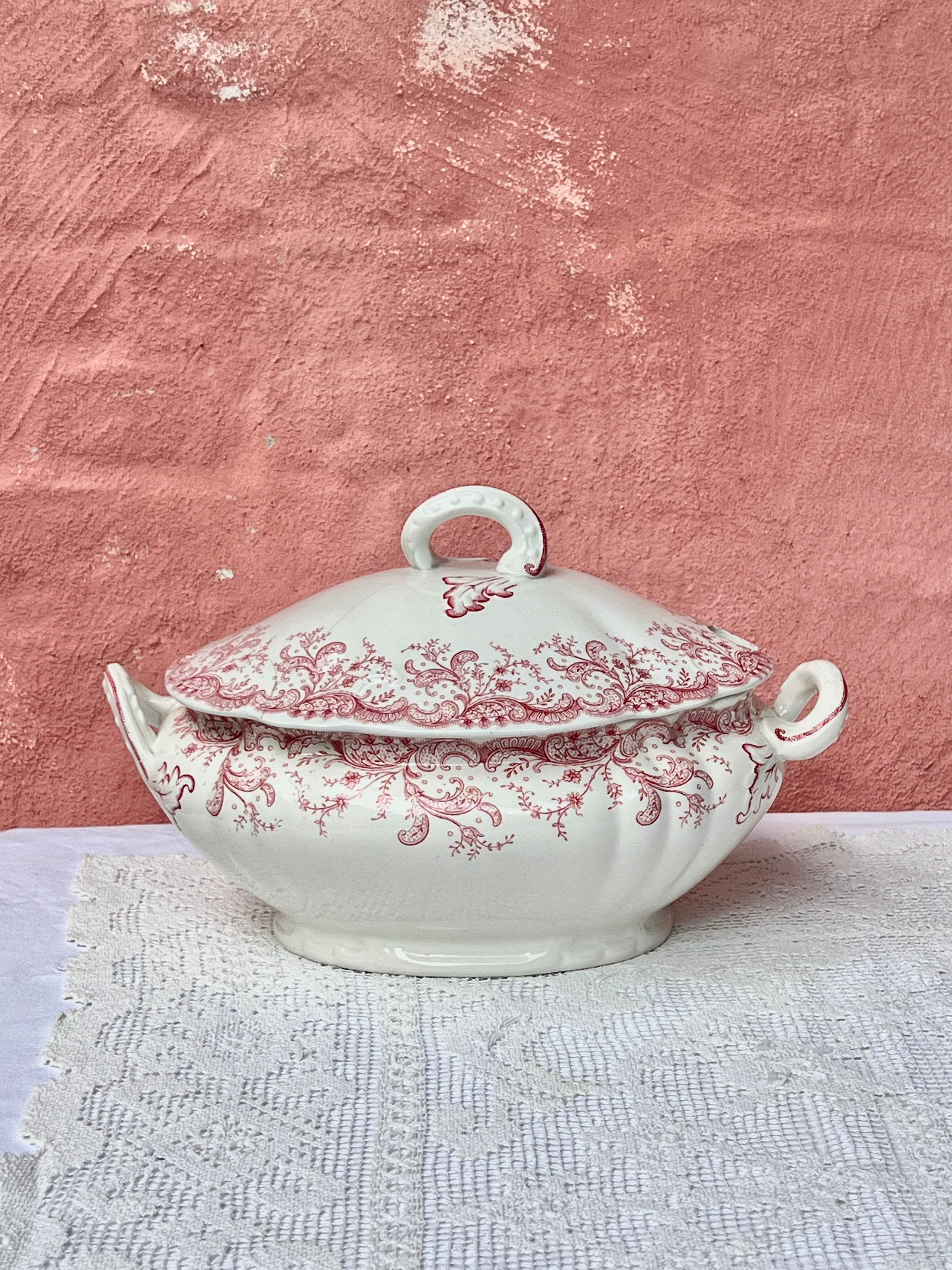 Vintage terrin med rødt motiv, John Maddock & Sons