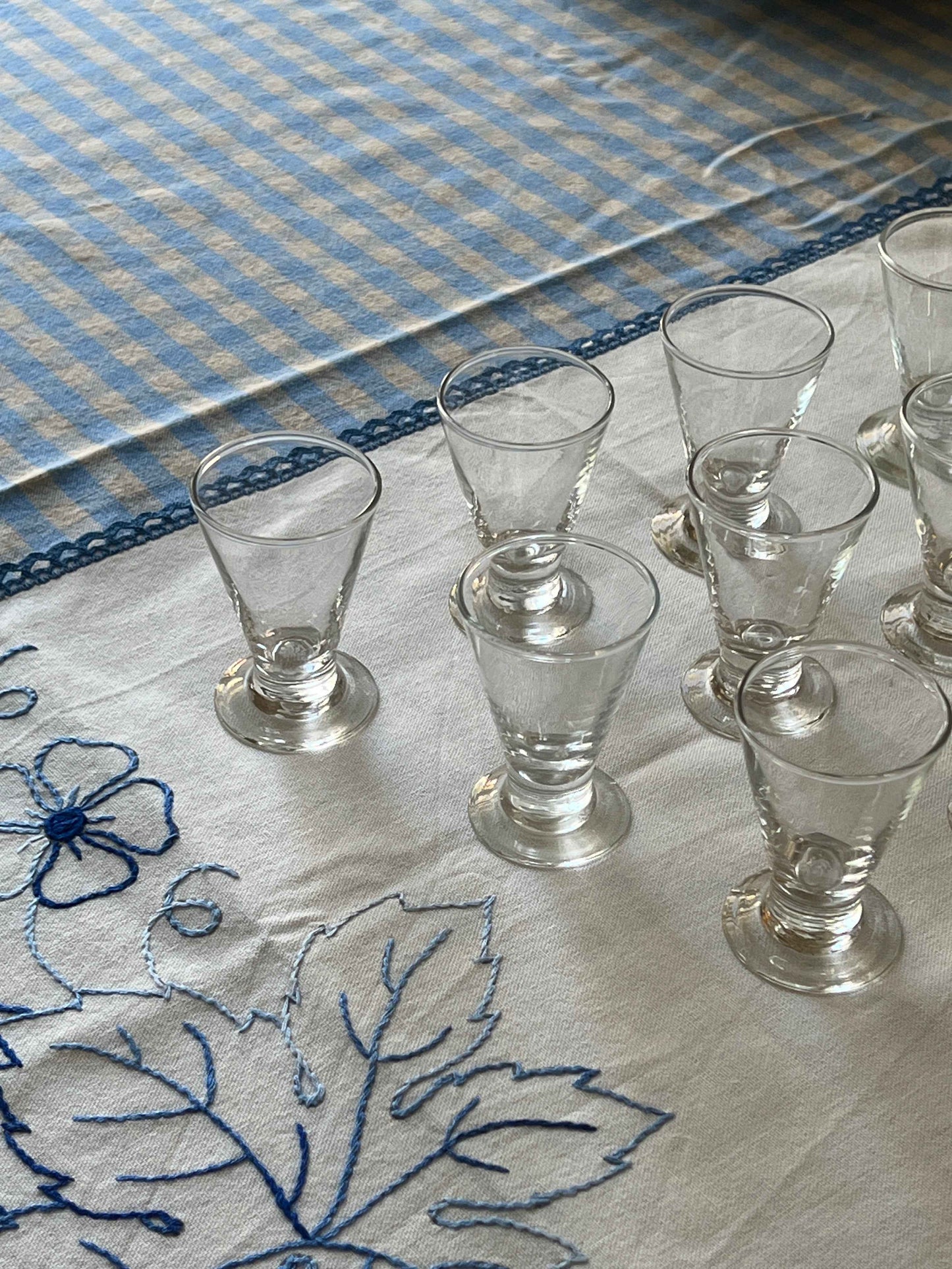 Mundblæste snapseglas (9 stk)