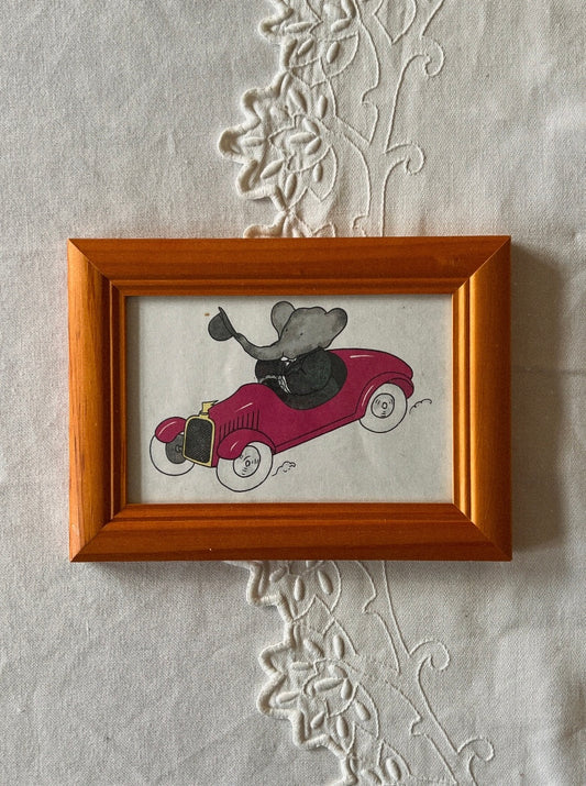 Babar illustration i træramme - rød bil