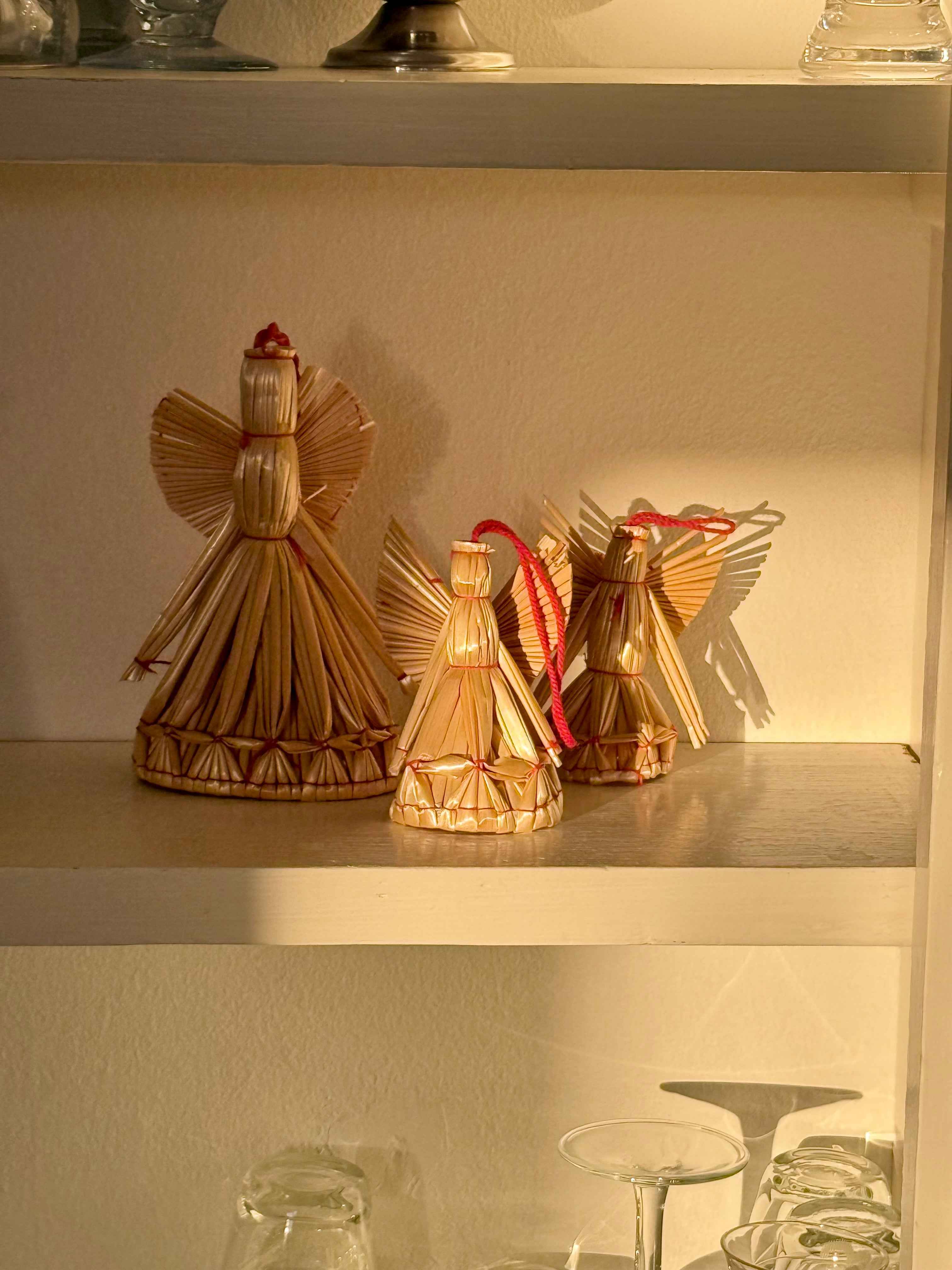 Sæt med halmengle (3 stk.)