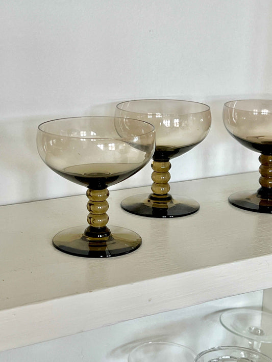 Vintage likørglas i røgfarvet glas (sæt a 3)