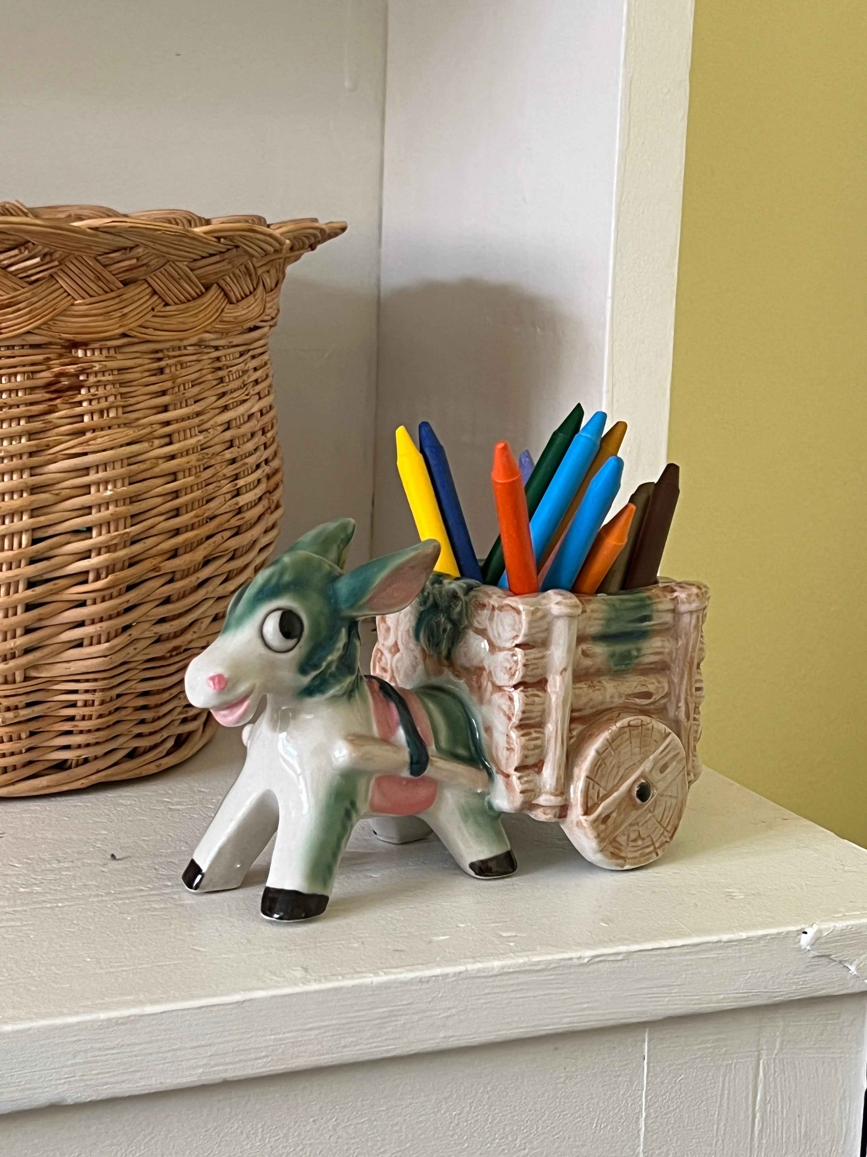 Vintage keramik æsel med vogn – håndmalet figur