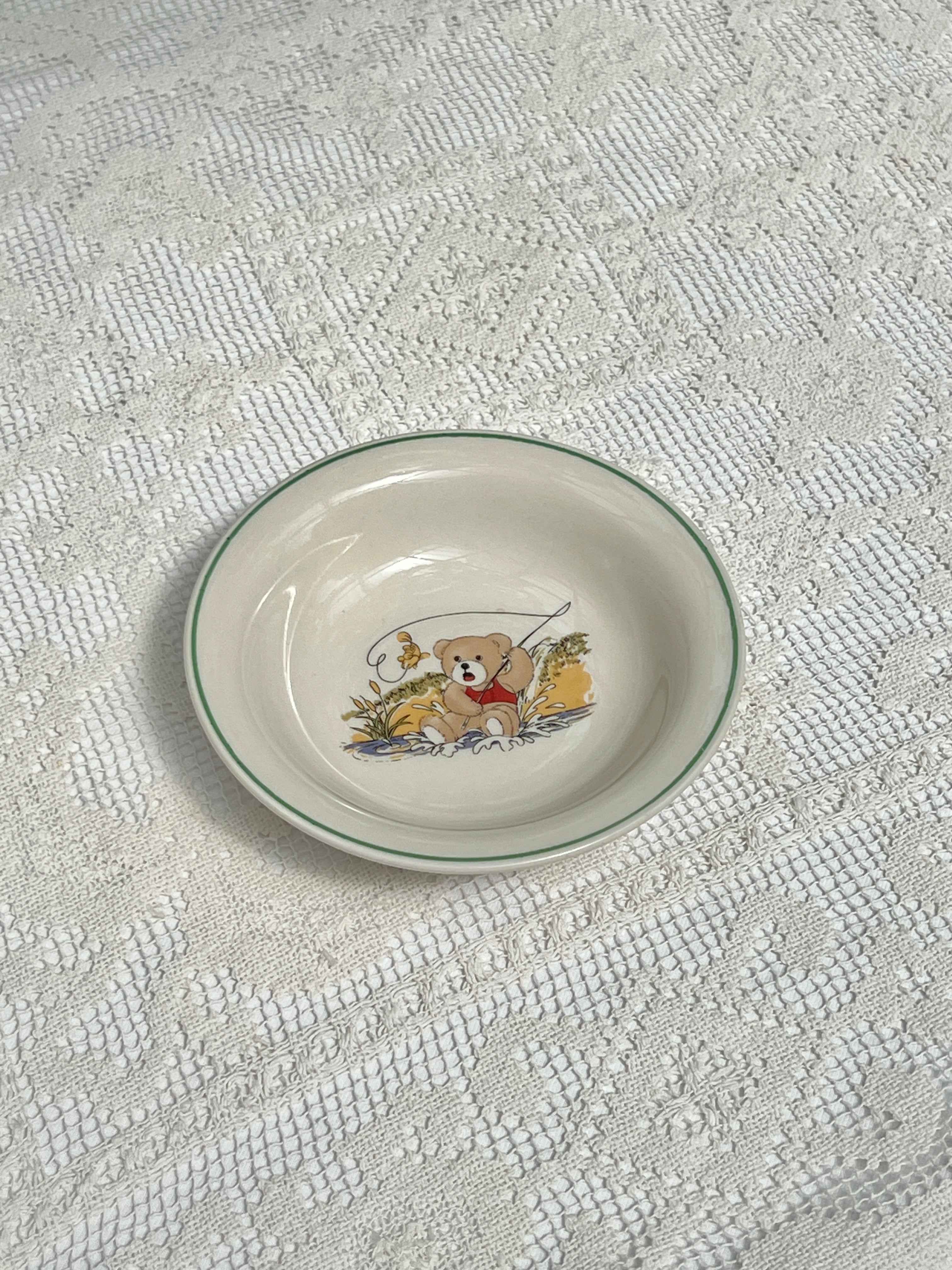 Børnetallerken i porcelæn med bamsemotiv, Ø16
