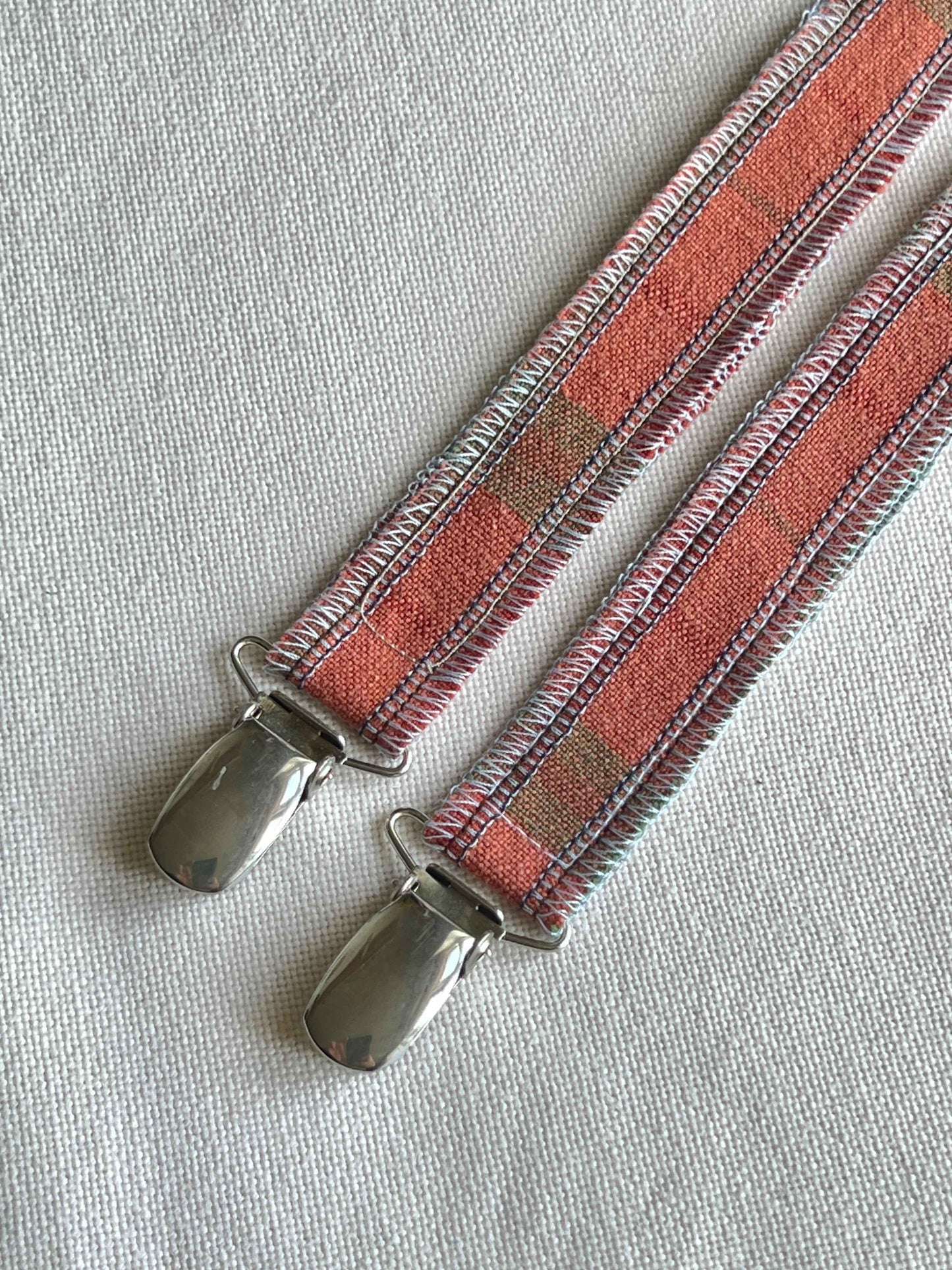 SUTTI BADUTTI – håndlavet suttesnor i vintage stof