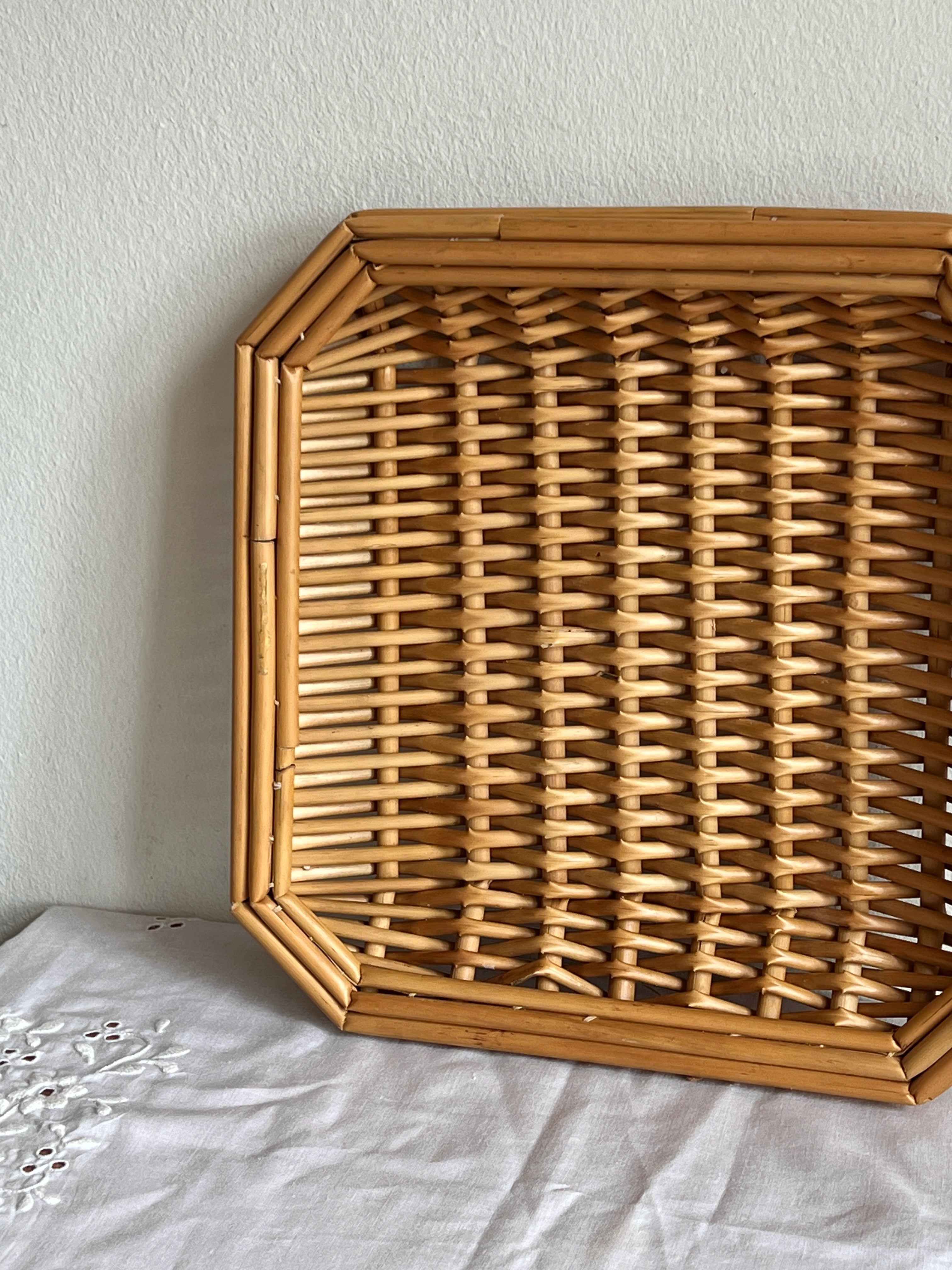 Kvadratisk bakke i flet, lille B26,5 cm