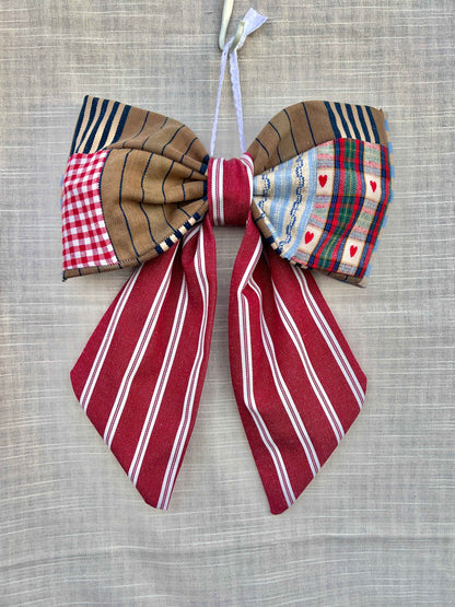 BUBBI BOW - sløjfe i vintage tekstil - tilføj navn eller motiv