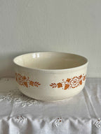Serveringsskål i porcelæn med orange motiv D22 × H10,5 cm