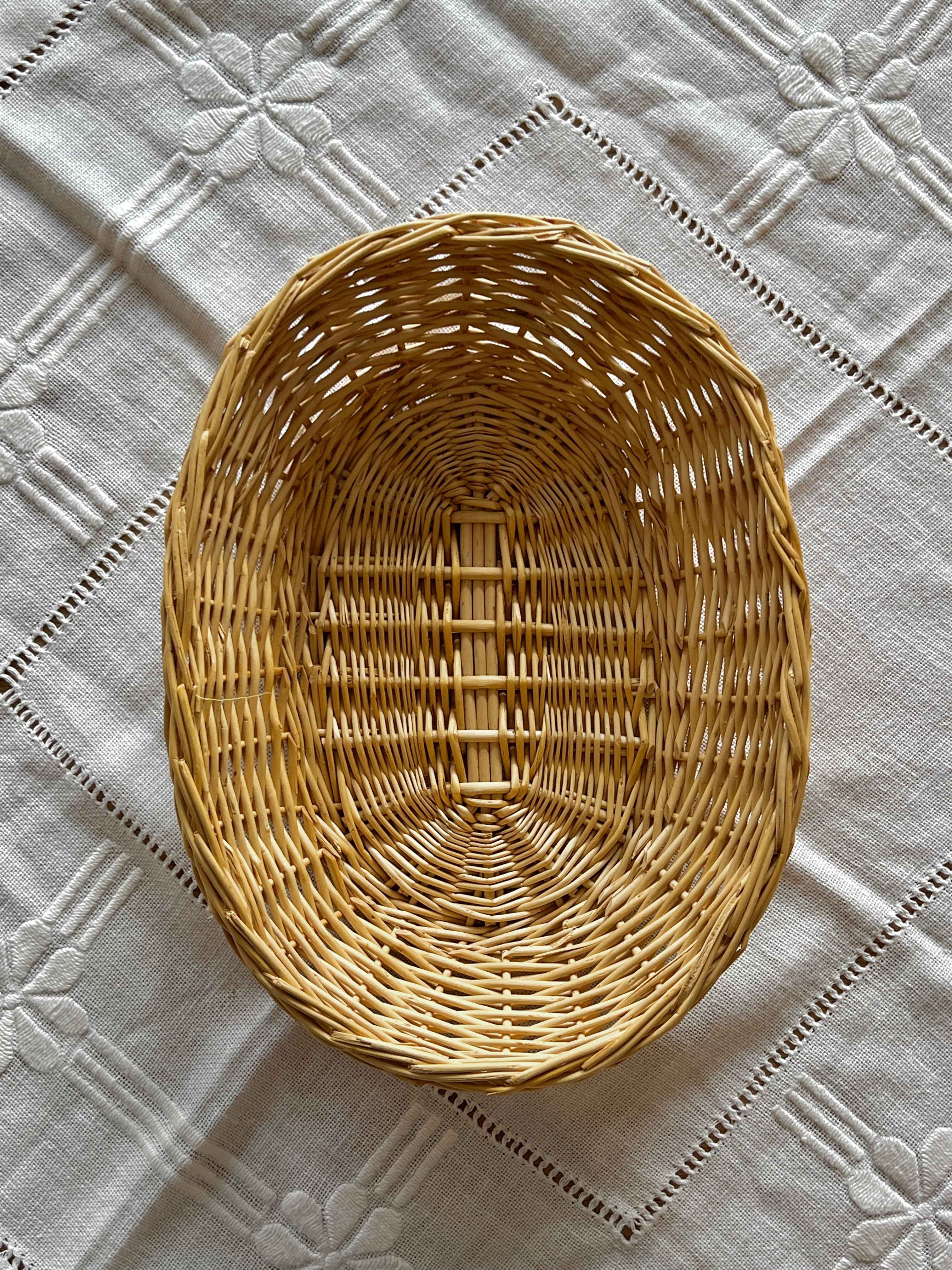 Oval vintage kurv i flet – L28,5 cm