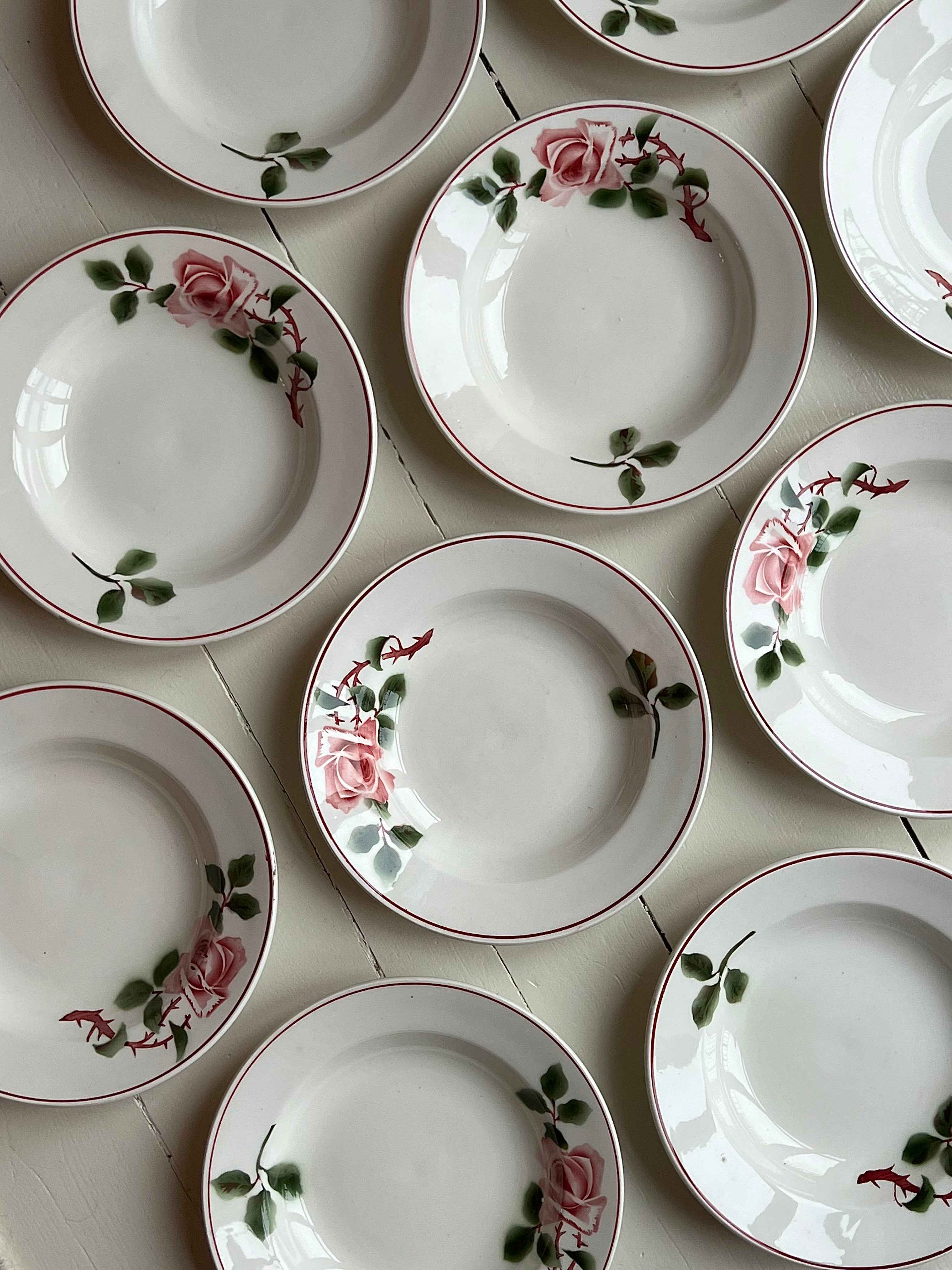Pastatallerkener med blomstermotiv Ø:23,5