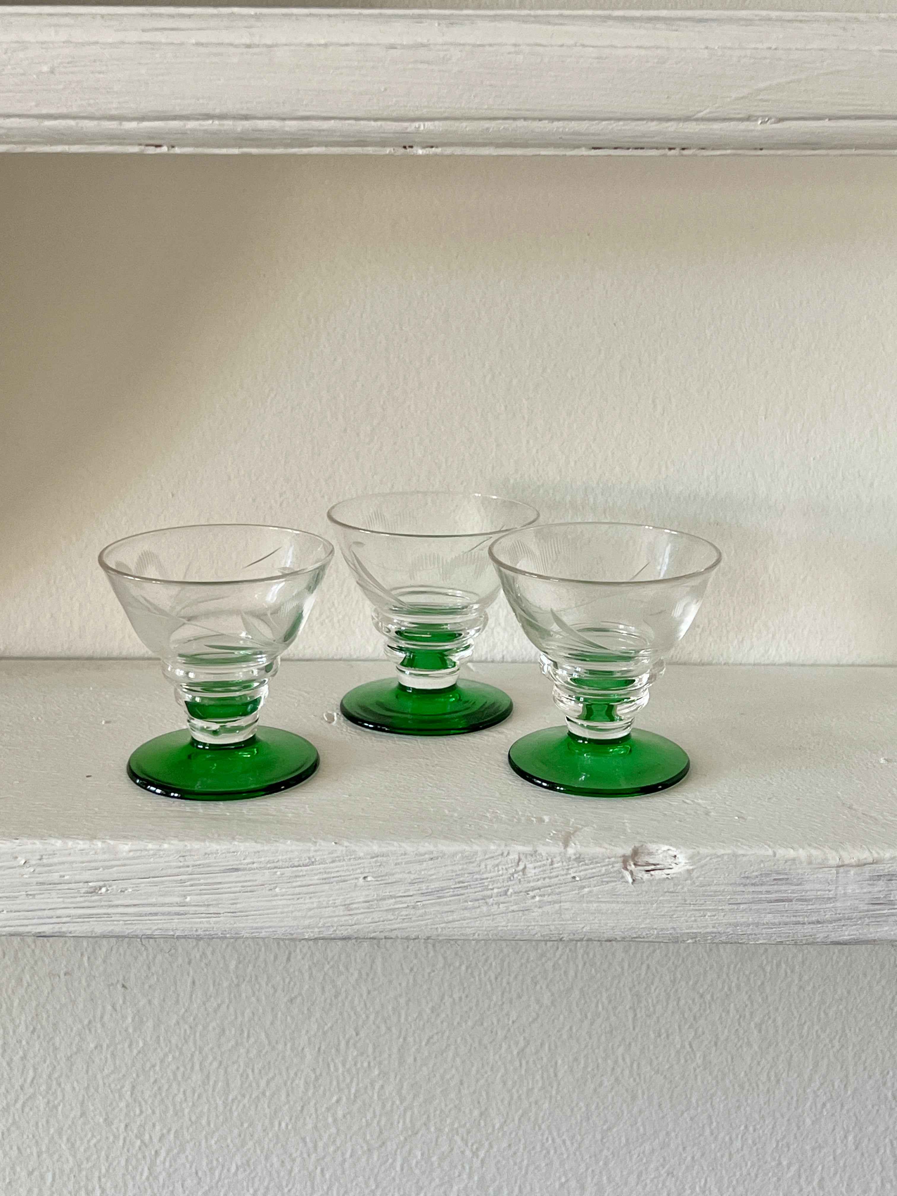 Vintage grønfodede snapseglas (sæt af 3)
