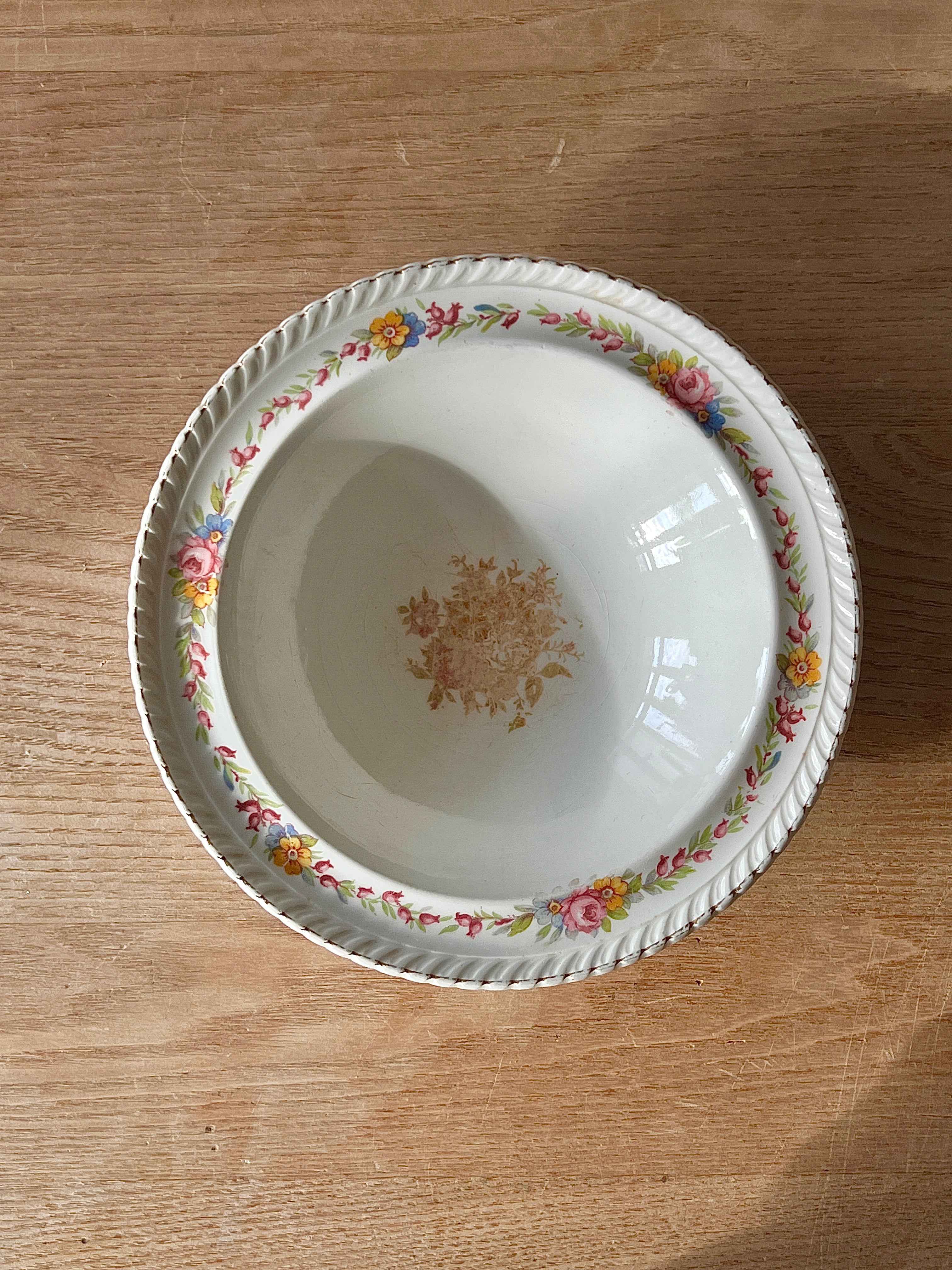 Børnetallerken i porcelæn fra Woods Ivory