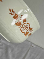 Serveringsskål i porcelæn med orange motiv D22 × H10,5 cm