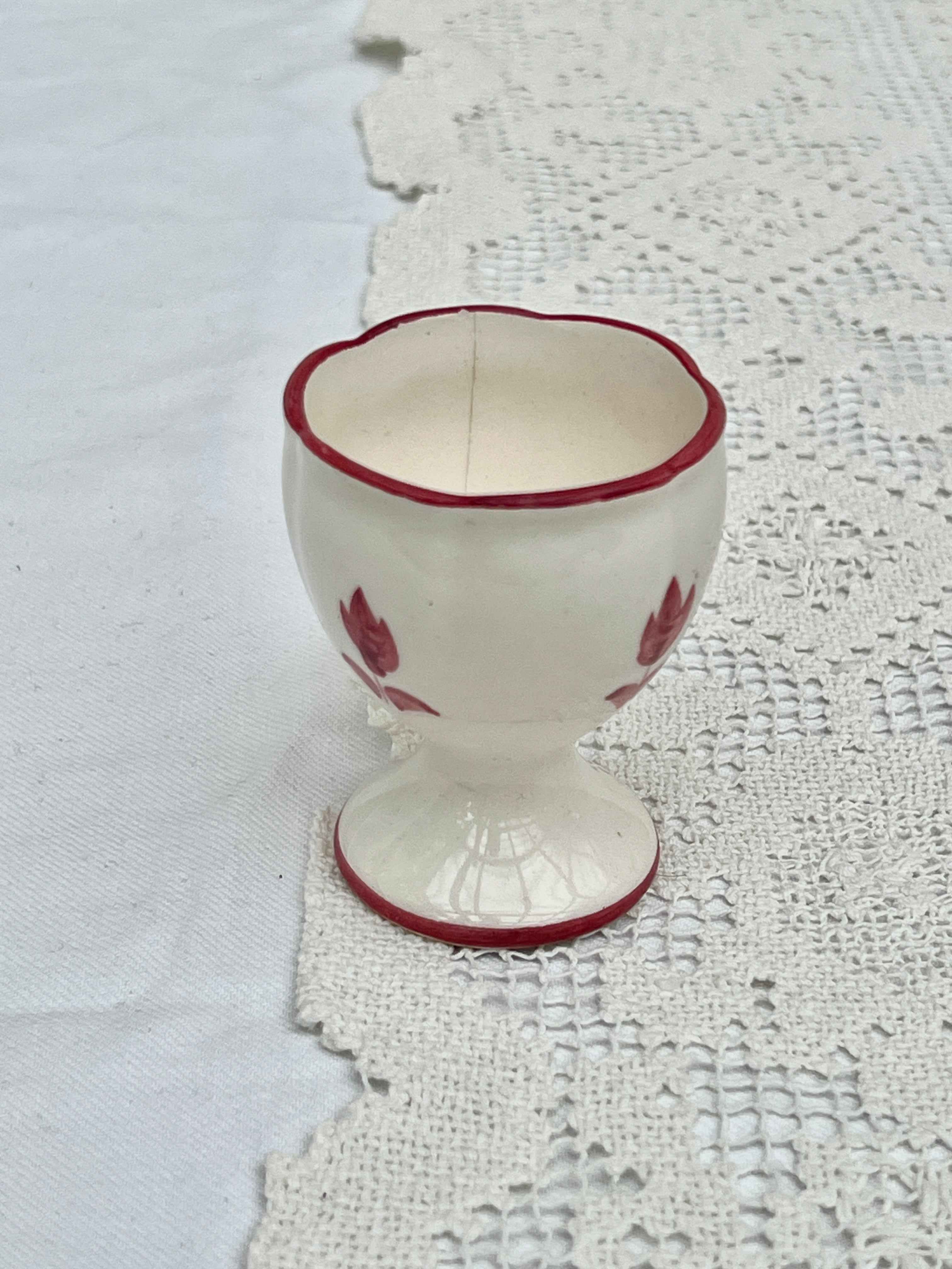 Æggebæger i porcelæn med tulipanmotiv, H7