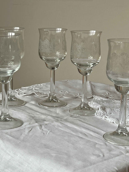 Vintage vinglas med dekorering · H17,5 cm