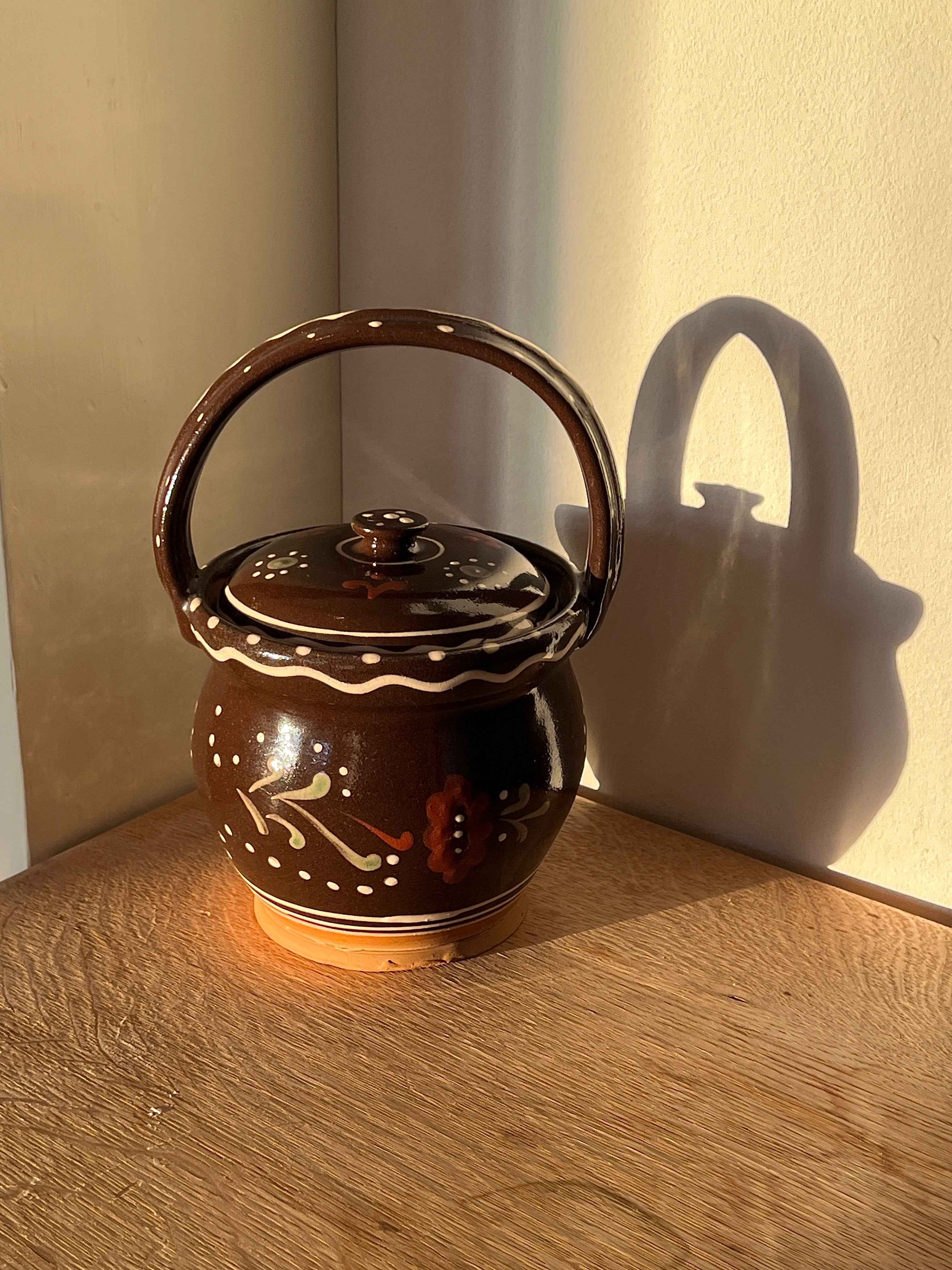 Stor håndmalet barselspotte