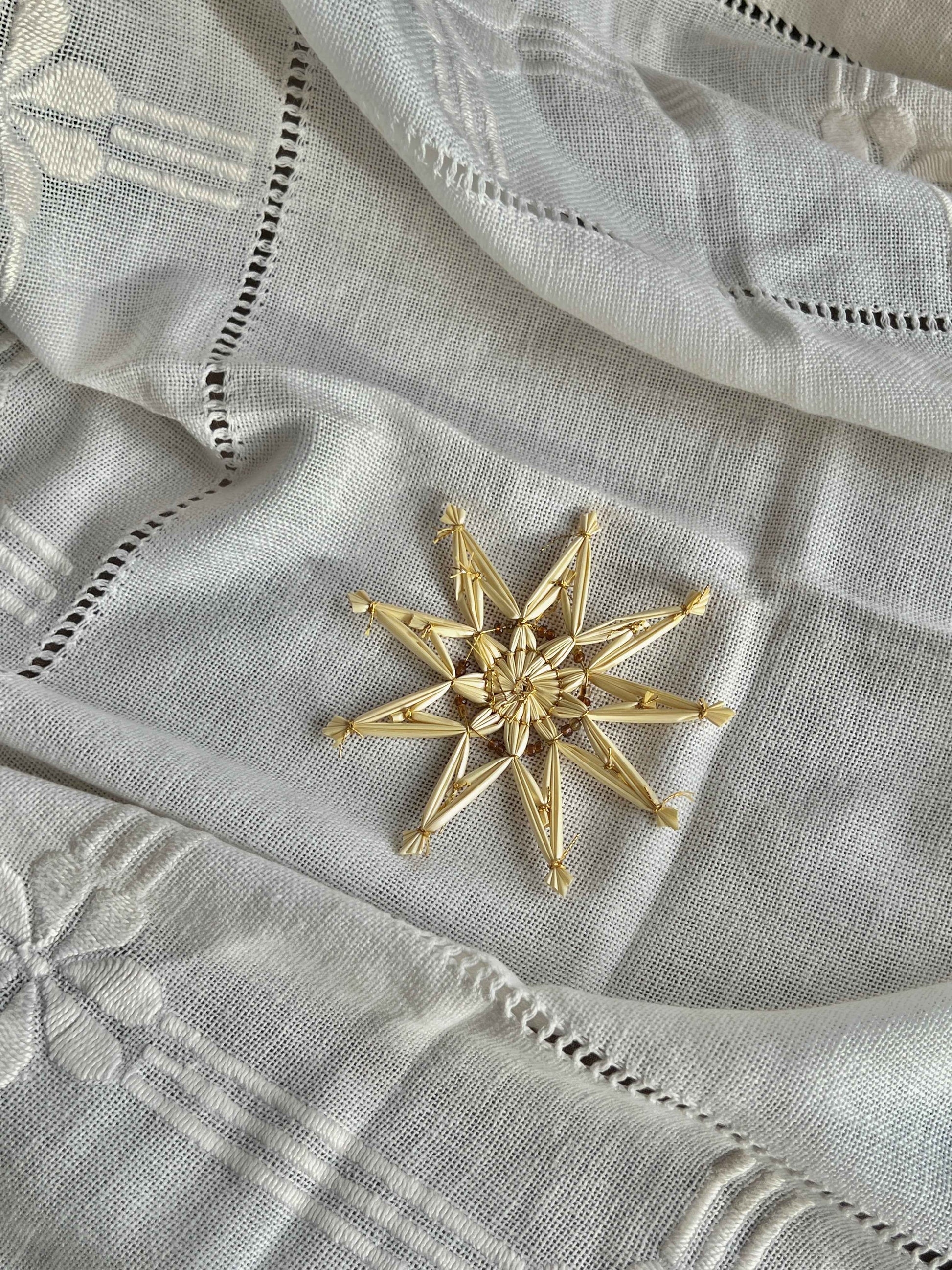 Halmstjerne med perler Ø10