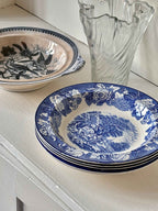 Vintage Enoch Woods pastatallerken i engelsk porcelæn · Ø25,5 cm