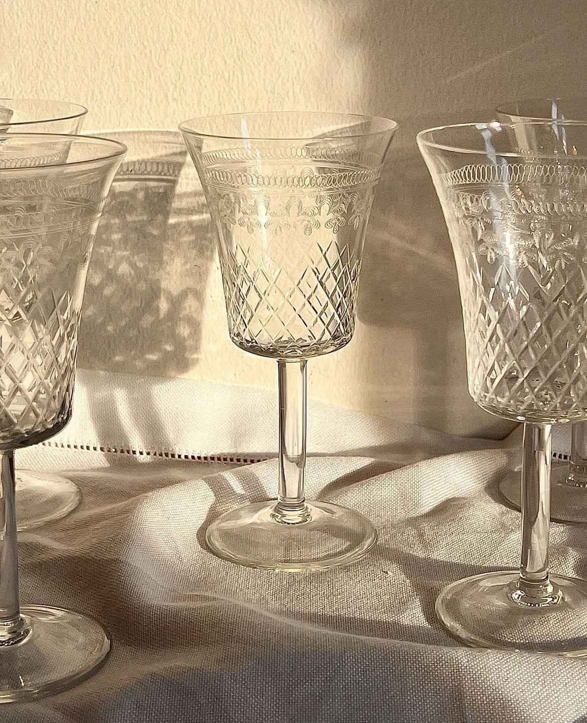 Håndskårede vinglas