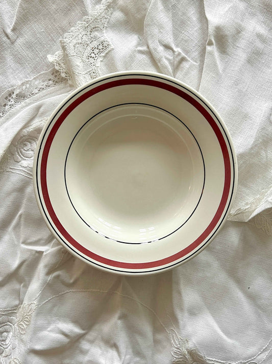 Pastatallerken Ø20,5 – vintage porcelæn med rød og blå kant